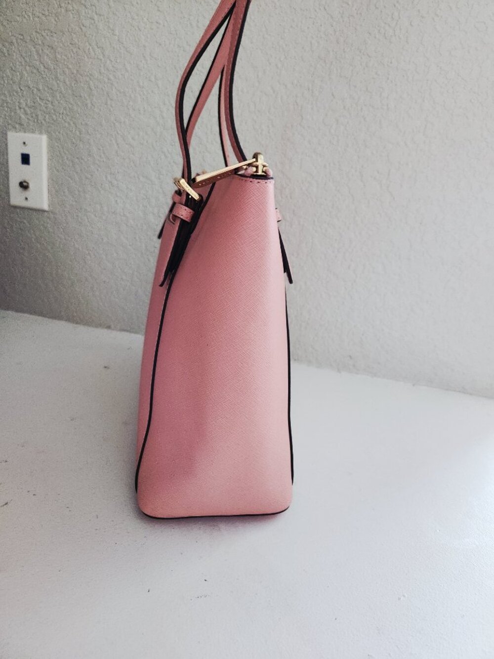 Like New Michael Kors Ciara Pink Shoulder Bag Tote Purse - Picture 4 of 16